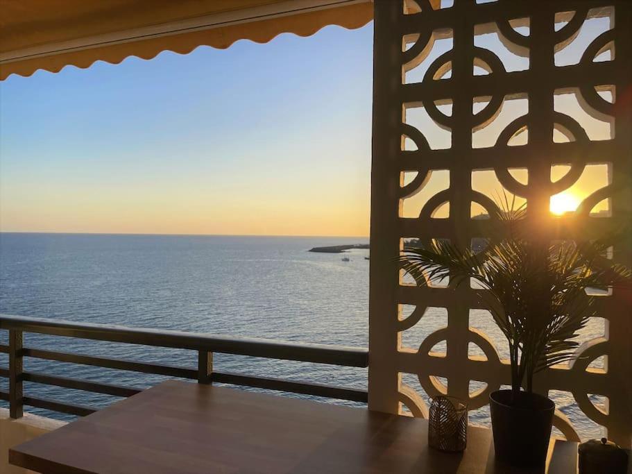 Donana Beach Front Apartment Patalavaca Exterior photo